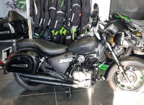 Keeway Superlight 125