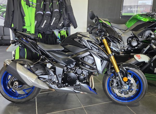 Suzuki GSXS750