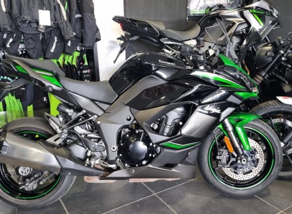 8204498x1024x576_FFFFFF_L_0