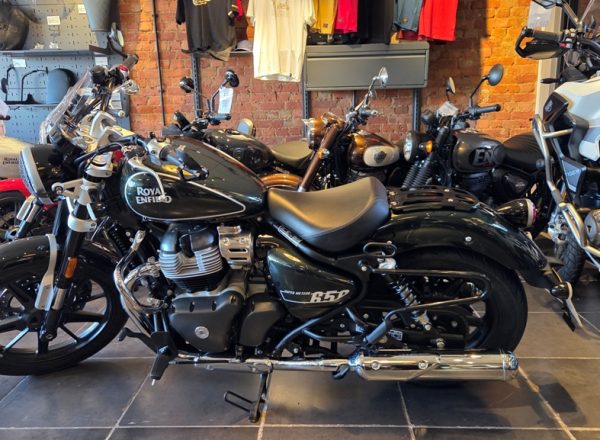 8824041x1024x577_FFFFFF_L_0