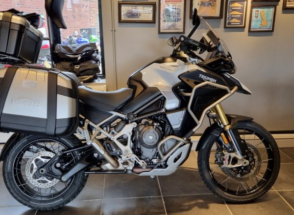 Triumph Tiger 1200 Rally Explorer