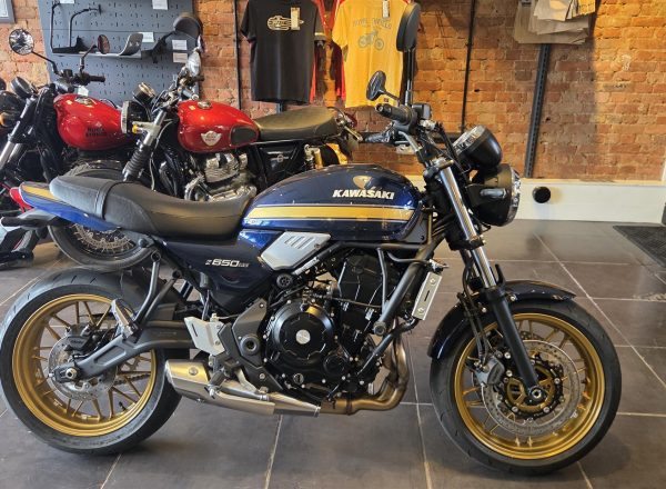 Kawasaki Z650RS
