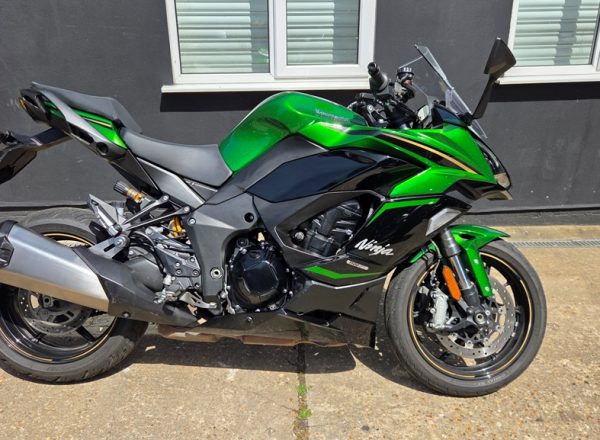 Kawasaki Ninja 1100SX SE